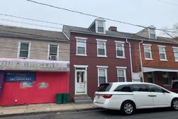 Pre-foreclosure Listing in WOODWARD ST LANCASTER, PA 17602