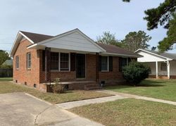  California Dr, Lumberton NC