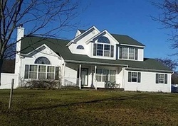 Pre-foreclosure in  BITTERSWEET LN Center Moriches, NY 11934