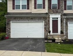 Pre-foreclosure in  WASHINGTON SQUARE CIR Washington, NJ 07882