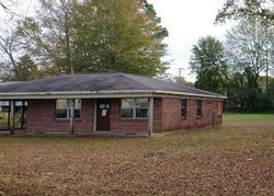 Pre-foreclosure Listing in FRANCIS AVE MOORINGSPORT, LA 71060