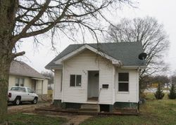 Pre-foreclosure in  LANDREY ST Hillsboro, IL 62049