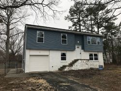 Pre-foreclosure Listing in HOLLY ST BAYVILLE, NJ 08721