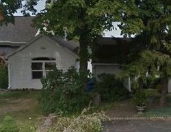 Pre-foreclosure in  EDGEMERE DR Rochester, NY 14612