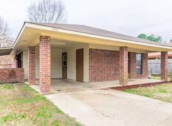 Pre-foreclosure Listing in W FRONT ST SHREVEPORT, LA 71107