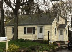 Pre-foreclosure in  MAPLE ST Darien, CT 06820