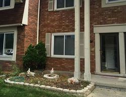Pre-foreclosure in  JAMESTOWN DR Sterling Heights, MI 48312
