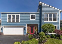  Lorrie Dr, Oceanside NY