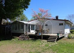 Pre-foreclosure in  LOWELL AVE Central Islip, NY 11722