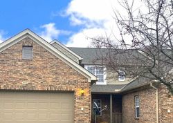 Pre-foreclosure Listing in COURT YARD DR MASON, OH 45040