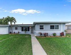  Sw 10th Ter, Miami FL