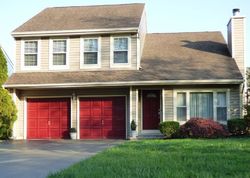  Malibu Dr, Eatontown NJ