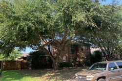 Pre-foreclosure in  MOCKINGBIRD LN Desoto, TX 75115