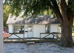 Pre-foreclosure Listing in W THOMAS ST SULLIVAN, IN 47882