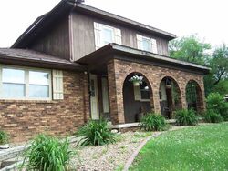 Pre-foreclosure Listing in 3RD AVE SW INDEPENDENCE, IA 50644