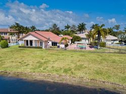  Cocoa Pine Dr, Boynton Beach FL