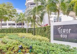 Ne 192nd St , Miami FL