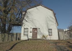 Pre-foreclosure Listing in W WALNUT ST FORT BRANCH, IN 47648