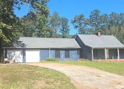 Pre-foreclosure Listing in OAK HILL DR ROCKMART, GA 30153