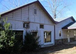 Pre-foreclosure in  CARTER COVE RD Plainview, AR 72857