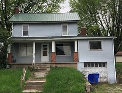 Pre-foreclosure Listing in ELM ST SLIPPERY ROCK, PA 16057