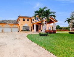 Pre-foreclosure in  SW 283RD ST Homestead, FL 33030