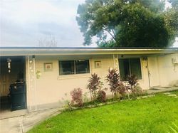 Pre-foreclosure in  N SAINT VINCENT ST Tampa, FL 33614