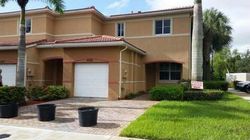 Pre-foreclosure in  SW 30TH TER Fort Lauderdale, FL 33312