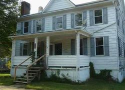 Pre-foreclosure in  RIVERSIDE DR Freeport, PA 16229