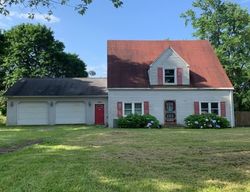 Pre-foreclosure Listing in SUNSET DR BUTLER, PA 16001