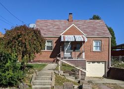  Duchess Ave, West Mifflin PA