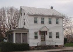 Pre-foreclosure Listing in W MARKET ST JONESTOWN, PA 17038