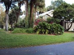  W Lake Cir, Longwood FL