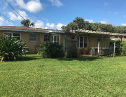 Pre-foreclosure in  DOLPHIN AVE Ormond Beach, FL 32176