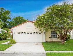 Pre-foreclosure in  NW 10TH ST Hollywood, FL 33029