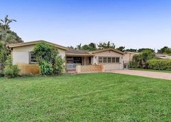 Pre-foreclosure in  ALCAZAR DR Hollywood, FL 33023
