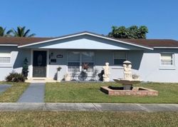 Pre-foreclosure Listing in SW 156TH ST MIAMI, FL 33157