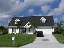 Pre-foreclosure in  NW JUANITA PL Cape Coral, FL 33993