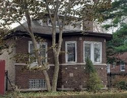 Pre-foreclosure in  N HERMITAGE AVE Chicago, IL 60626