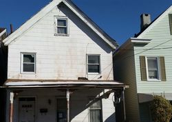 Pre-foreclosure in  CLOVE AVE Haverstraw, NY 10927