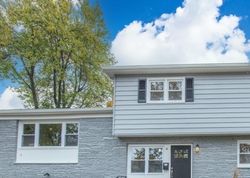 Pre-foreclosure in  HOOVER AVE West Orange, NJ 07052