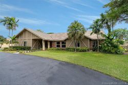 Pre-foreclosure in  SW 124TH AVE Miami, FL 33186