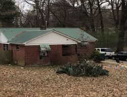 Pre-foreclosure in  AUBURN RD Memphis, TN 38116