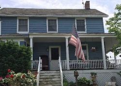 Pre-foreclosure Listing in SUMMIT ST OYSTER BAY, NY 11771