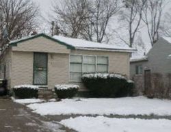 Pre-foreclosure in  METTETAL ST Detroit, MI 48228