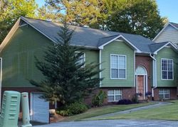 Pre-foreclosure in  CAMBRIDGE LN Alabaster, AL 35007