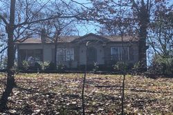 Pre-foreclosure in  HORNER DR Birmingham, AL 35206