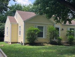 Pre-foreclosure in  ROSSLYN AVE Indianapolis, IN 46220