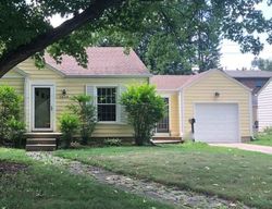 Pre-foreclosure in  ROSSLYN AVE Indianapolis, IN 46220