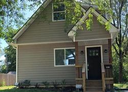Pre-foreclosure in  KENSINGTON AVE Kansas City, MO 64127